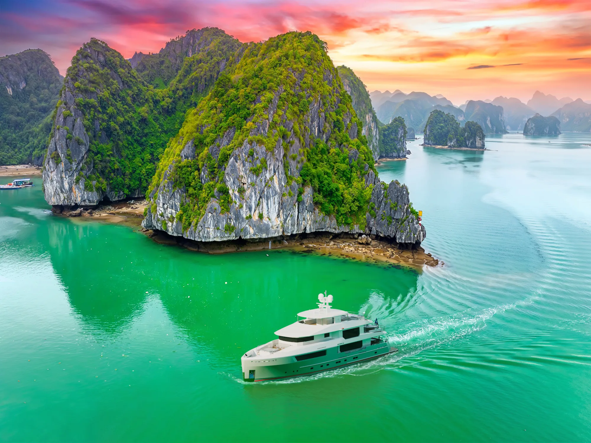 120Discovery-PhotoMontage07